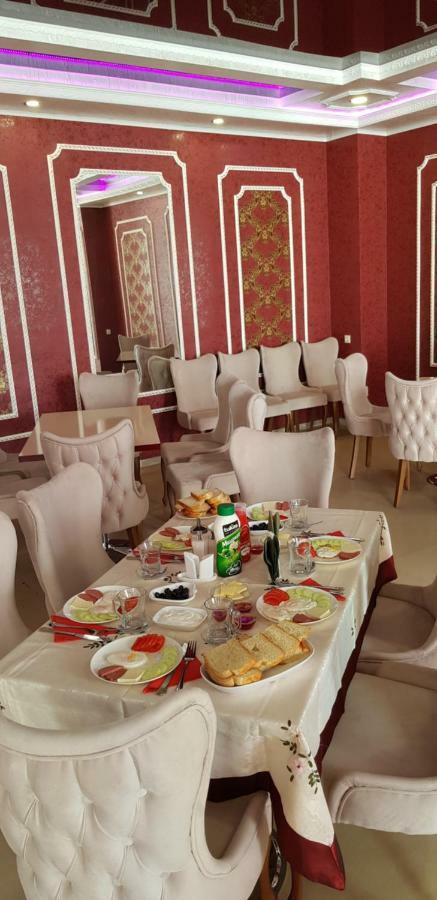 Eleganti Hotel 바투미 외부 사진