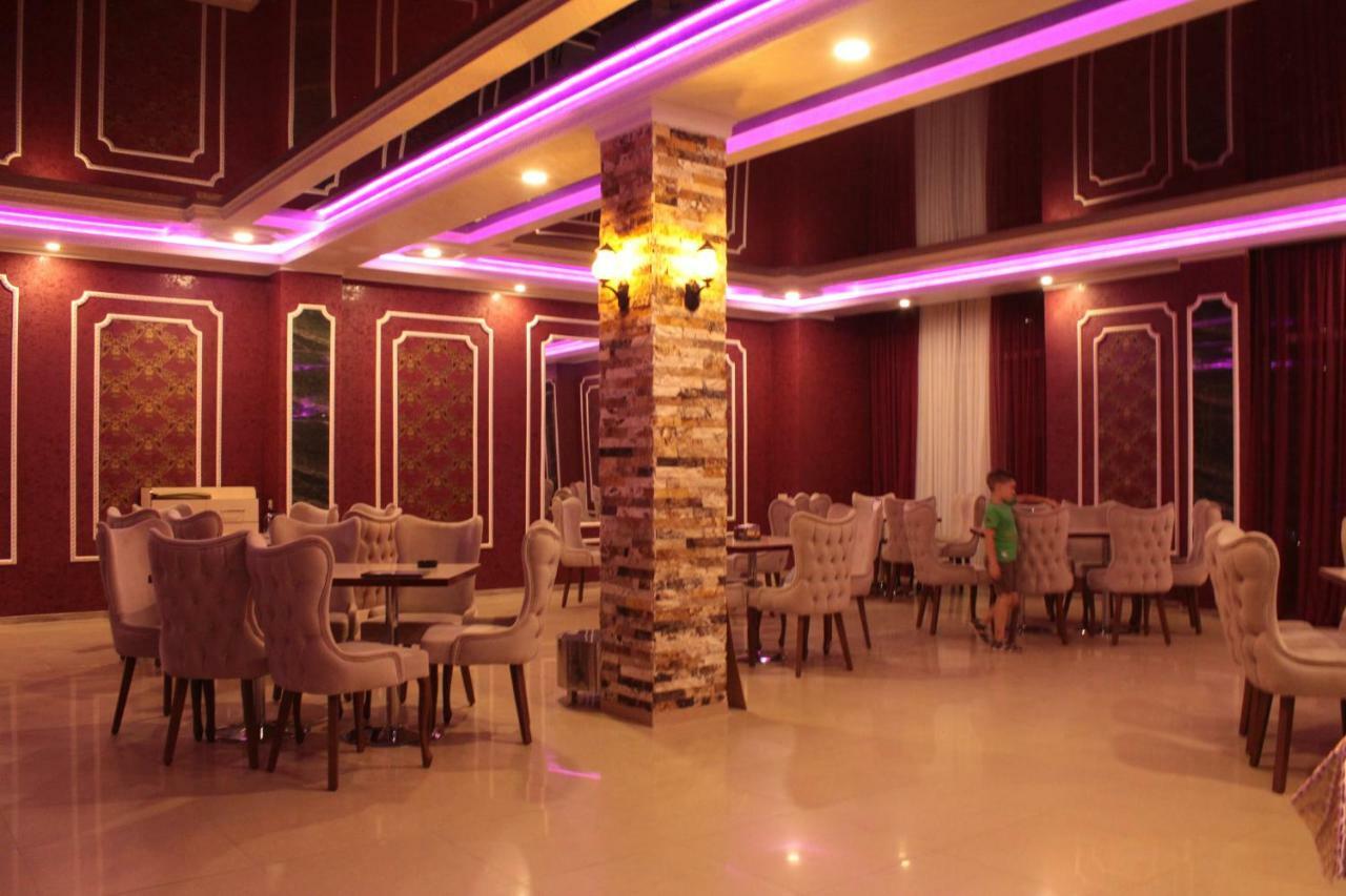 Eleganti Hotel 바투미 외부 사진