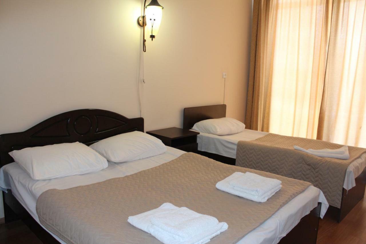 Eleganti Hotel 바투미 외부 사진