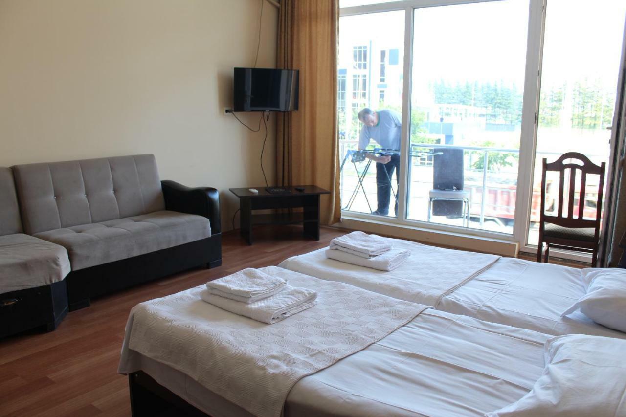 Eleganti Hotel 바투미 외부 사진